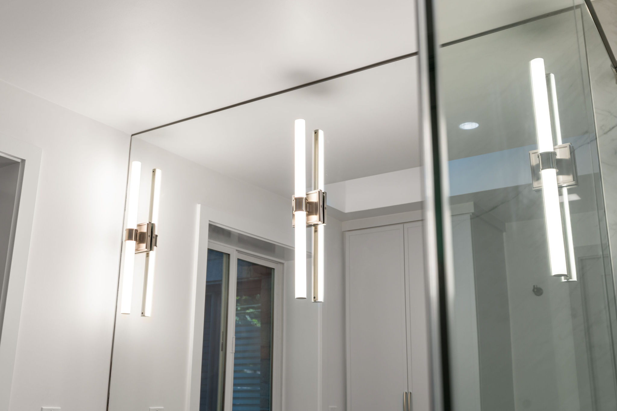 Complete Bath Systems & Finishes in Woodway After