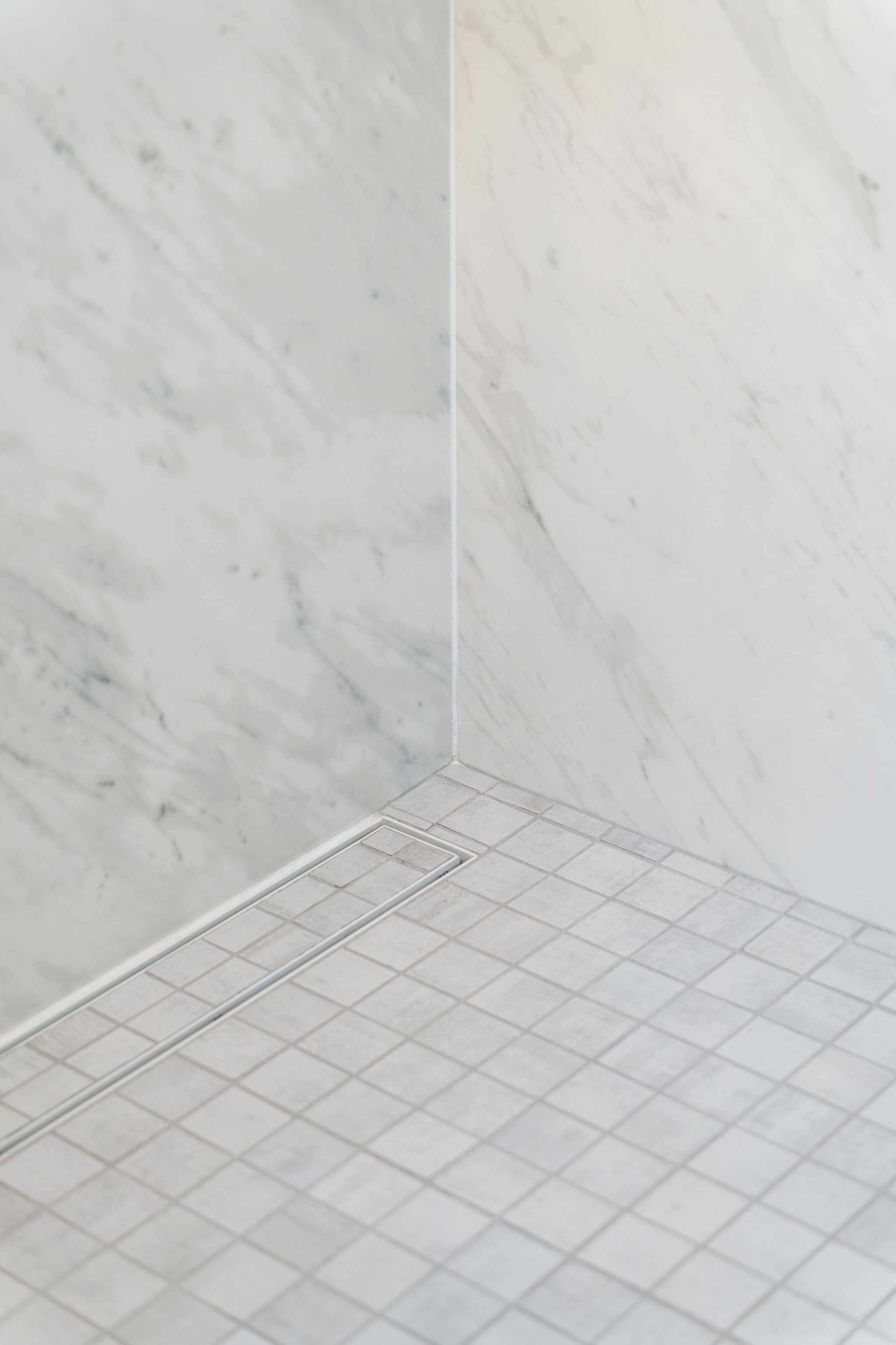 Complete Bath Systems & Finishes in Woodway After