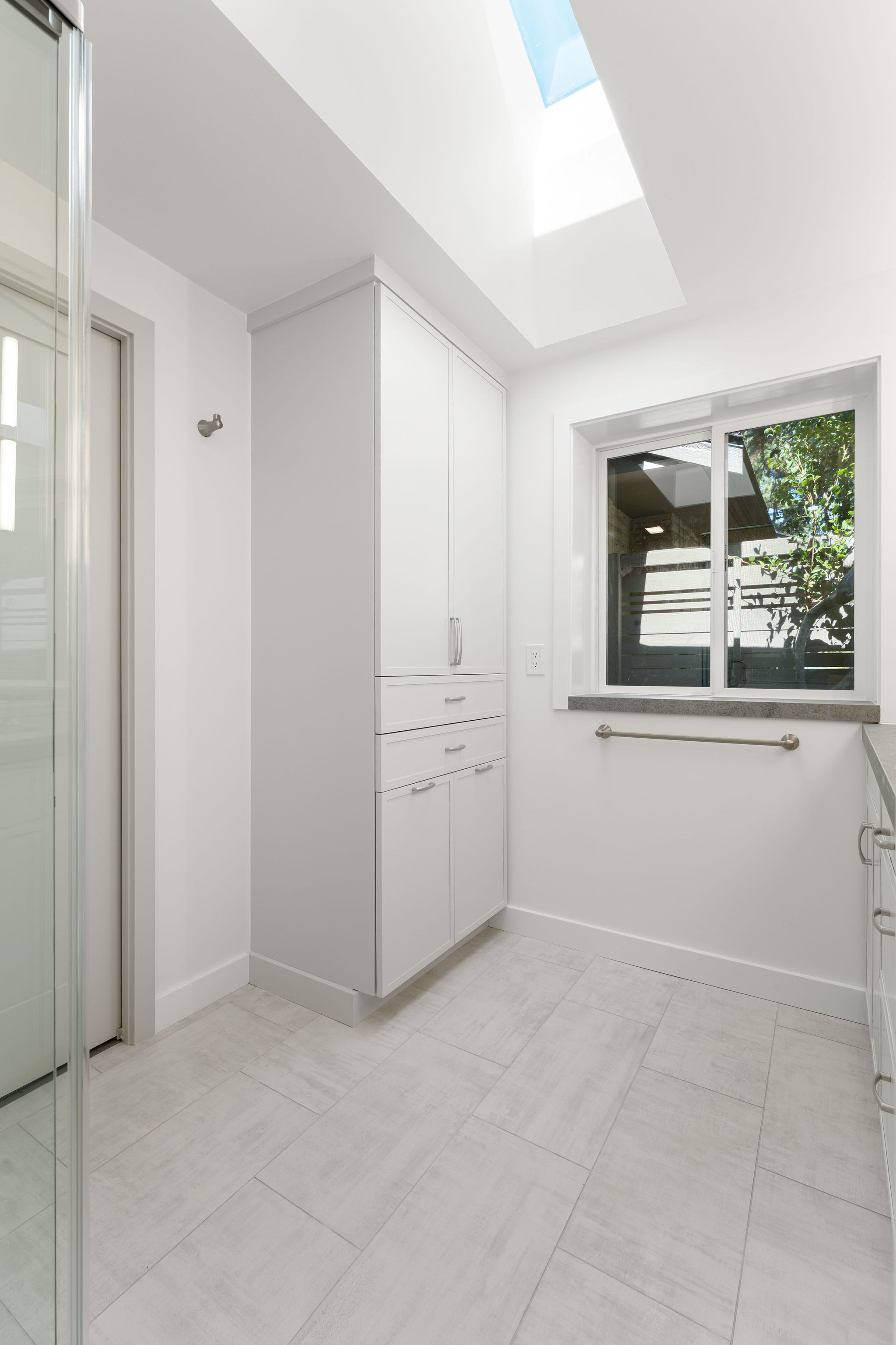 Complete Bath Systems & Finishes in Woodway After