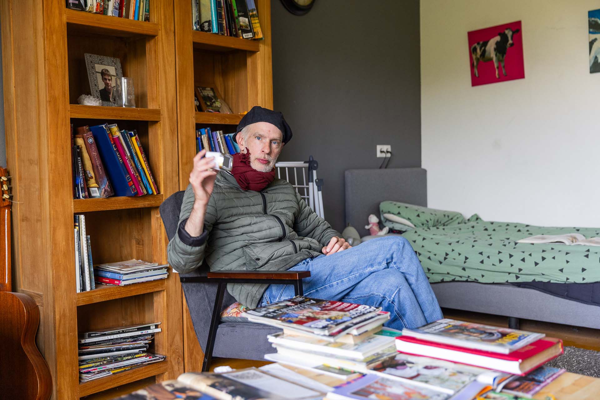 bewoner laat kamer zien bij wonen op dijkgatshoeve