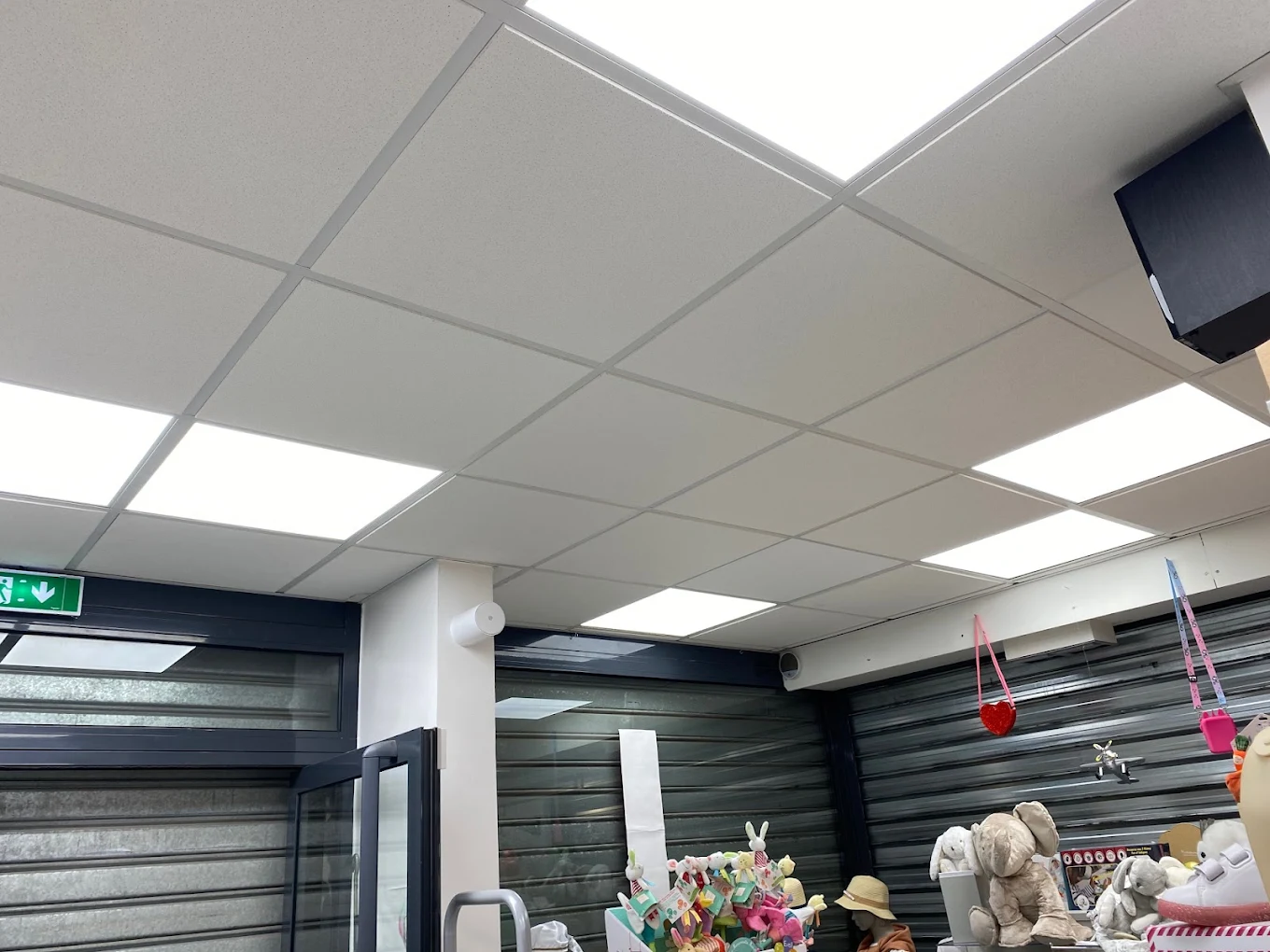 Installation électrique pour du petit tertiaire par Delna Solutions dans l'Aude et l'Hérault