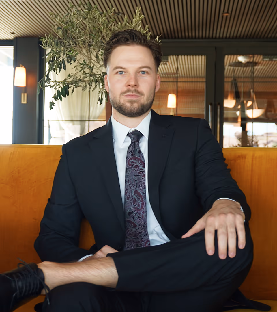 Dr. Cole Bisbing of Kallos Dental