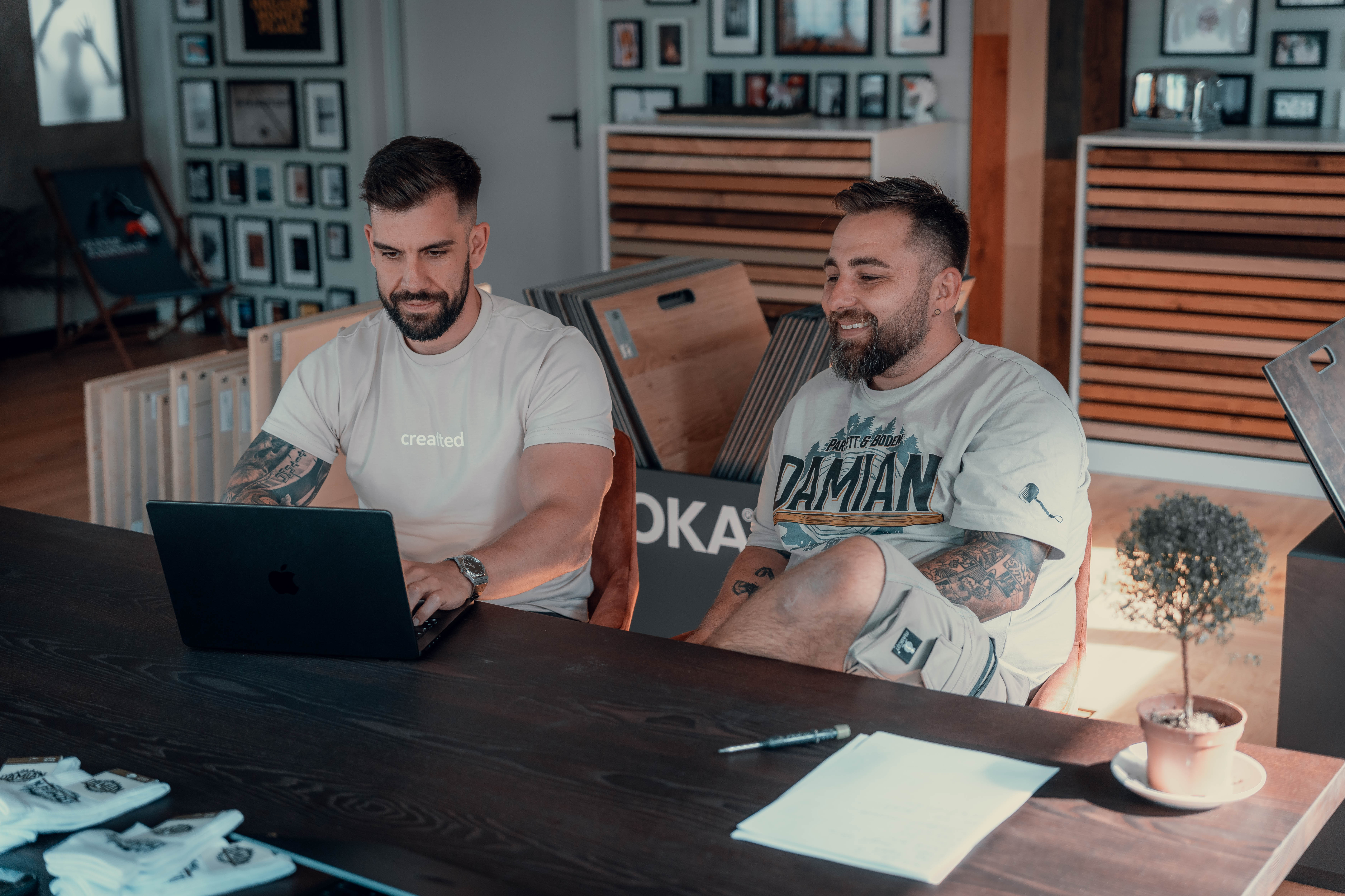 Strategiebesprechung mit Handwerksbetrieb – creafted Webdesign für Handwerker