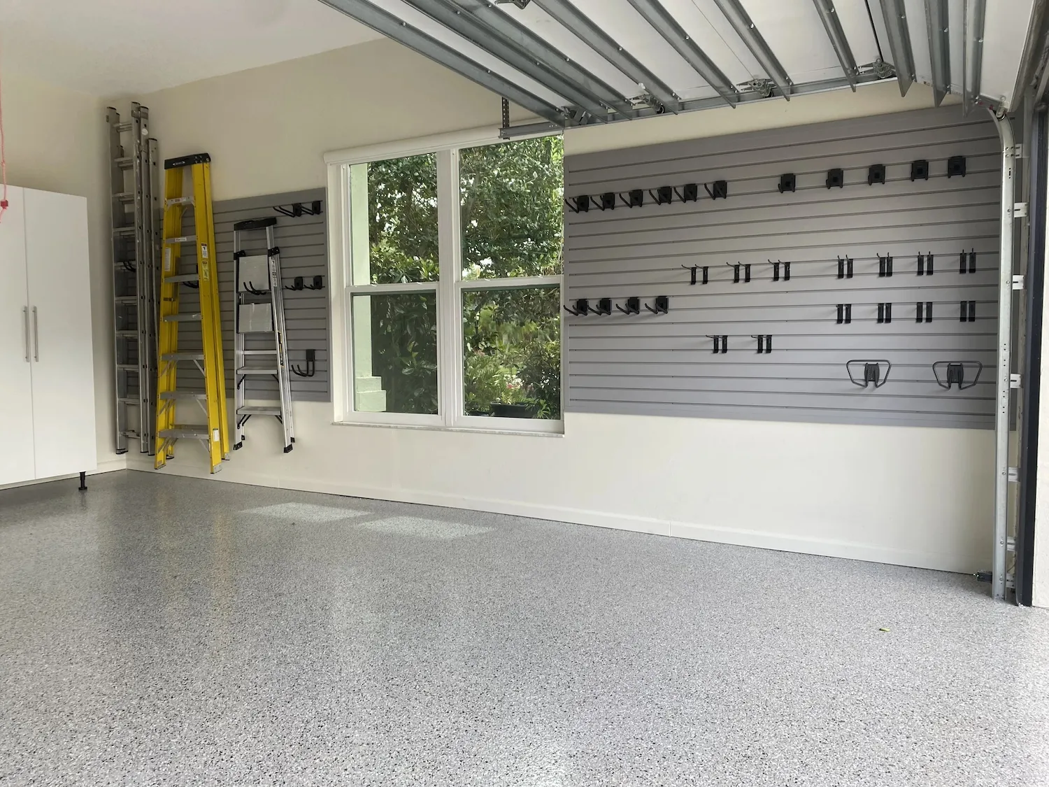 garage slatwall 