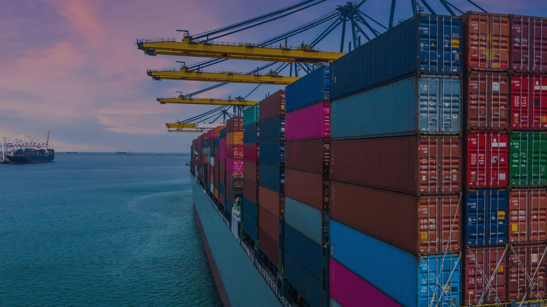 China Record Trade Surplus Amid Global Tariffs