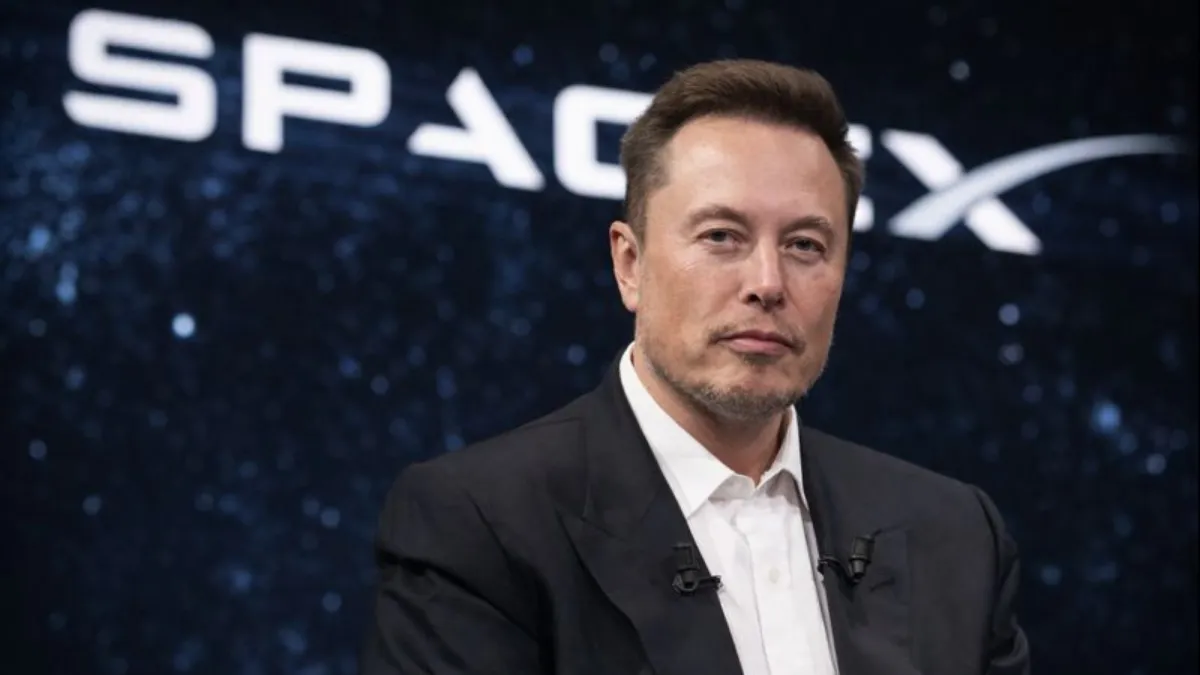 SpaceX Seeks Approval for One Million Satellite Data Centre Network