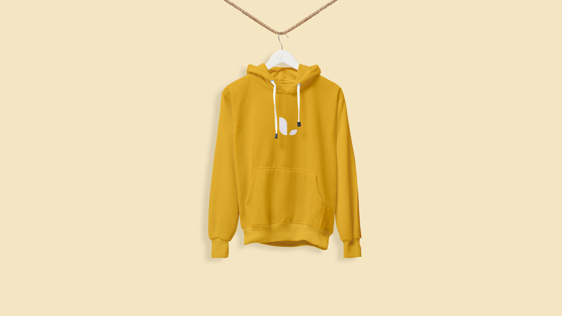 Leka Hoodie