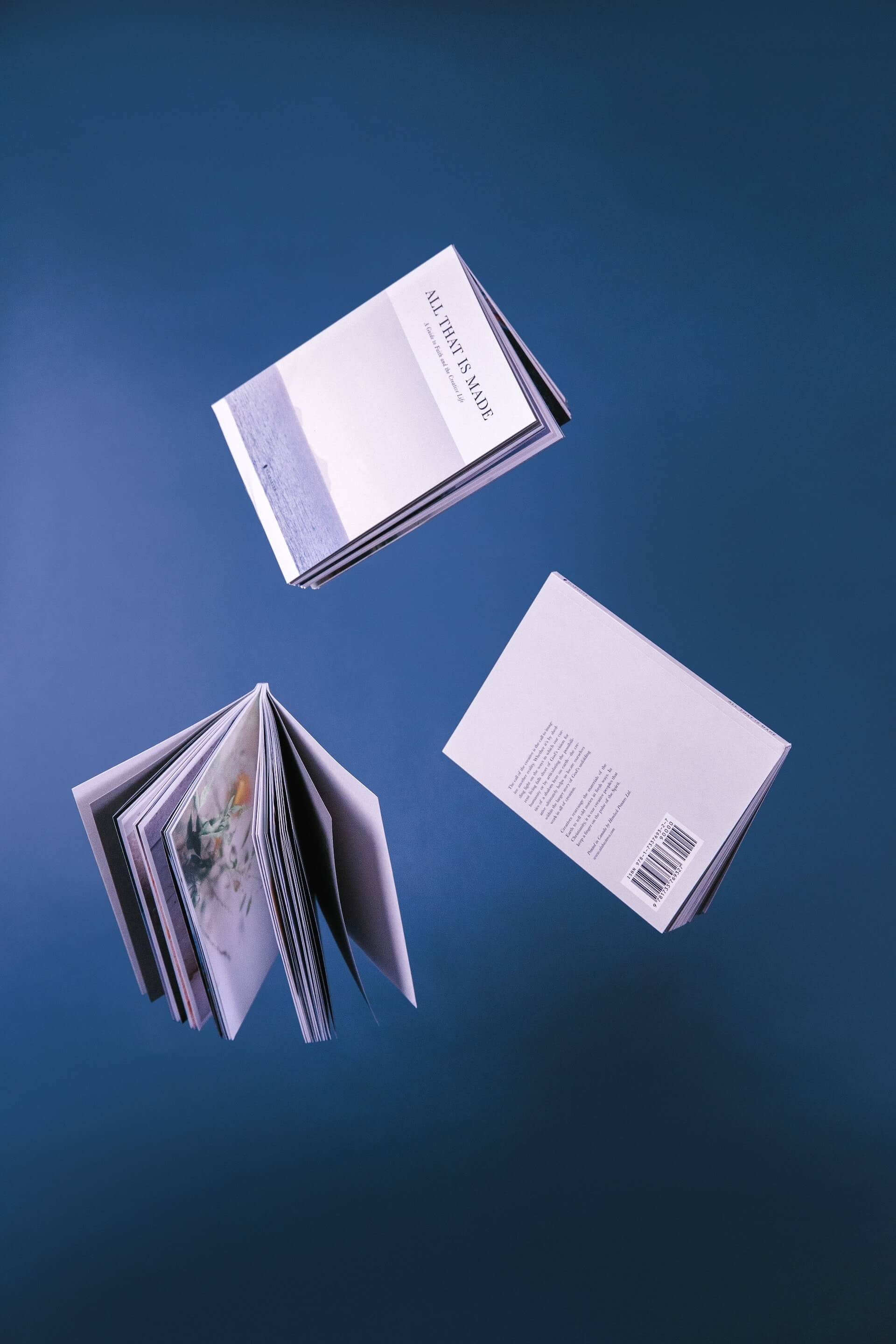 E-books & Prints