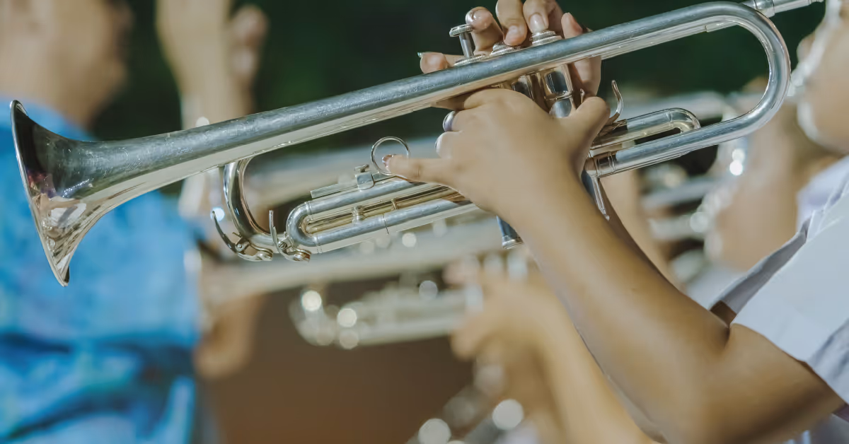 Why Fee-Free Fundraising Matters for Athletic Teams and Schools