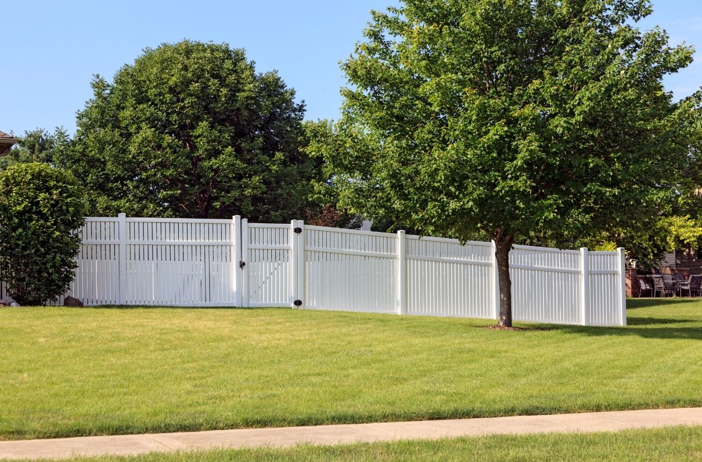Vinyl Fence Installation