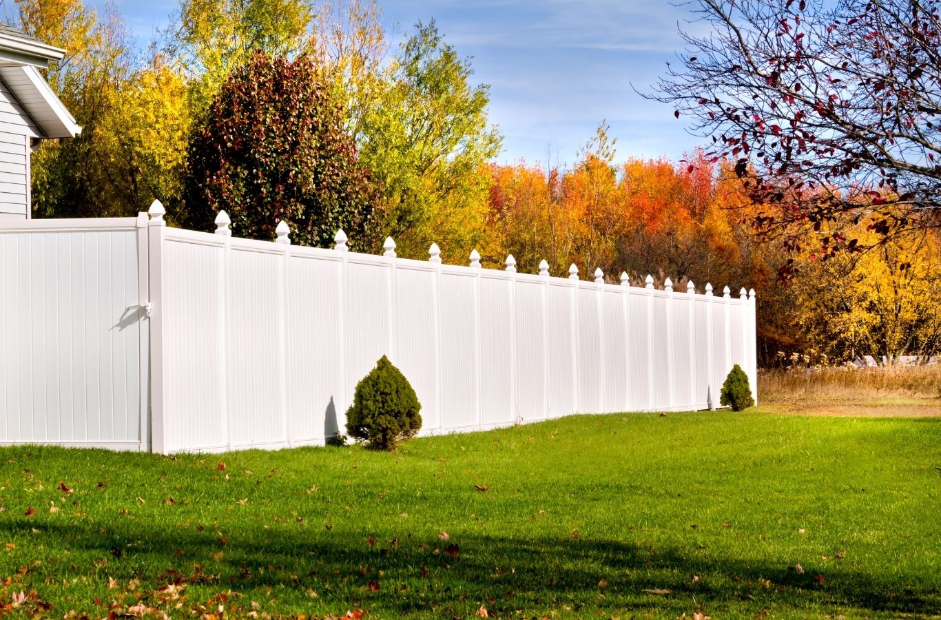 Fence Company of Columbus specialist performing vinyl fence installation in Westerville, OH with expert care. Vinyl Fence Installation Near Me.