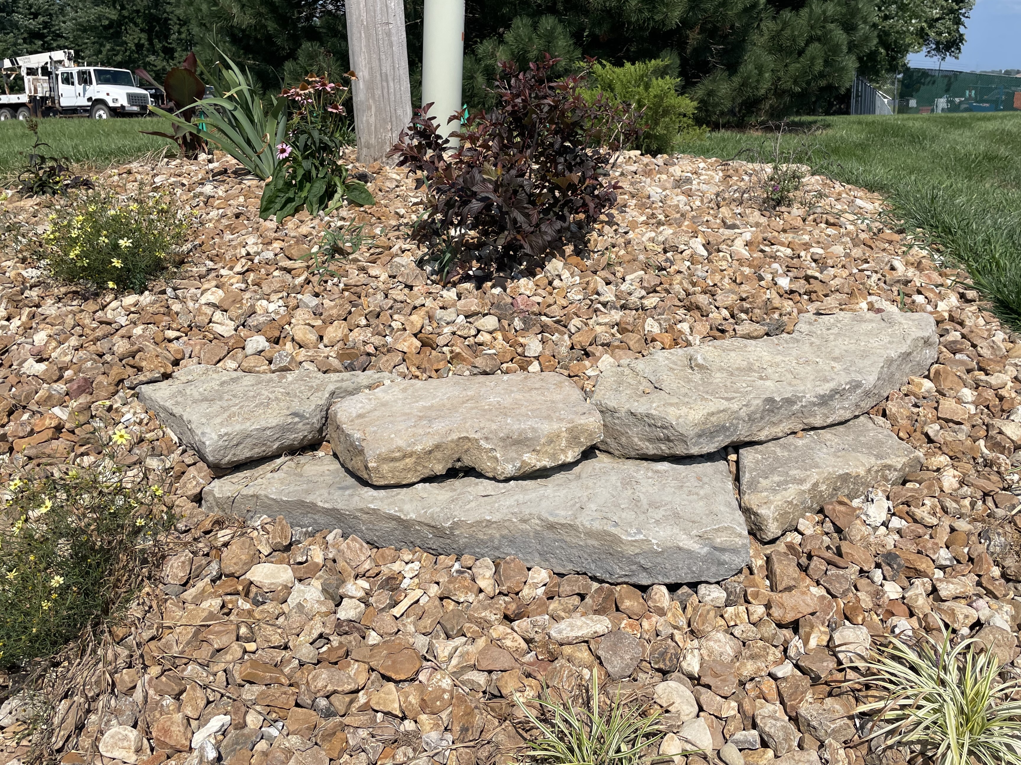 Natural stone wall