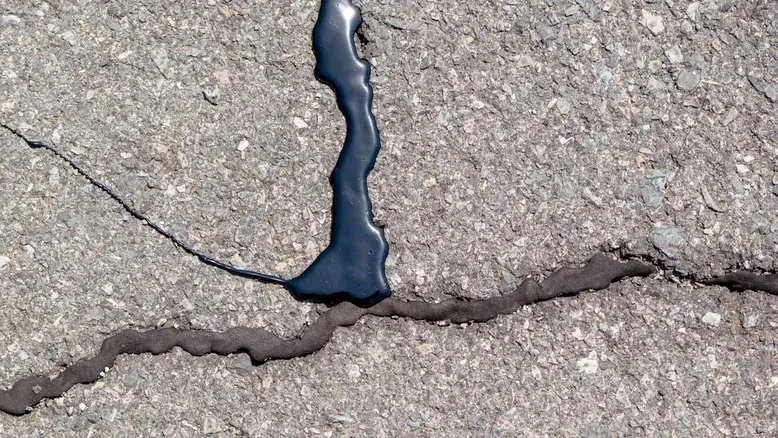How Crack Filling Prevents Costly Asphalt Repairs in Massachusetts