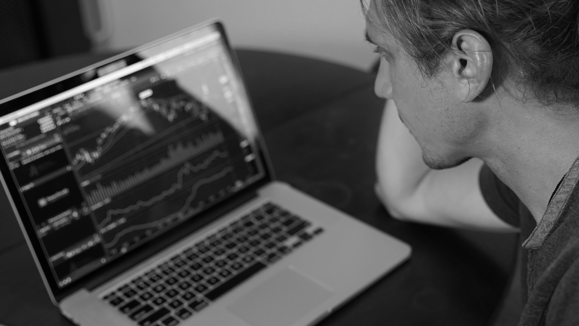 Man Trading - Forex Trading Psychology