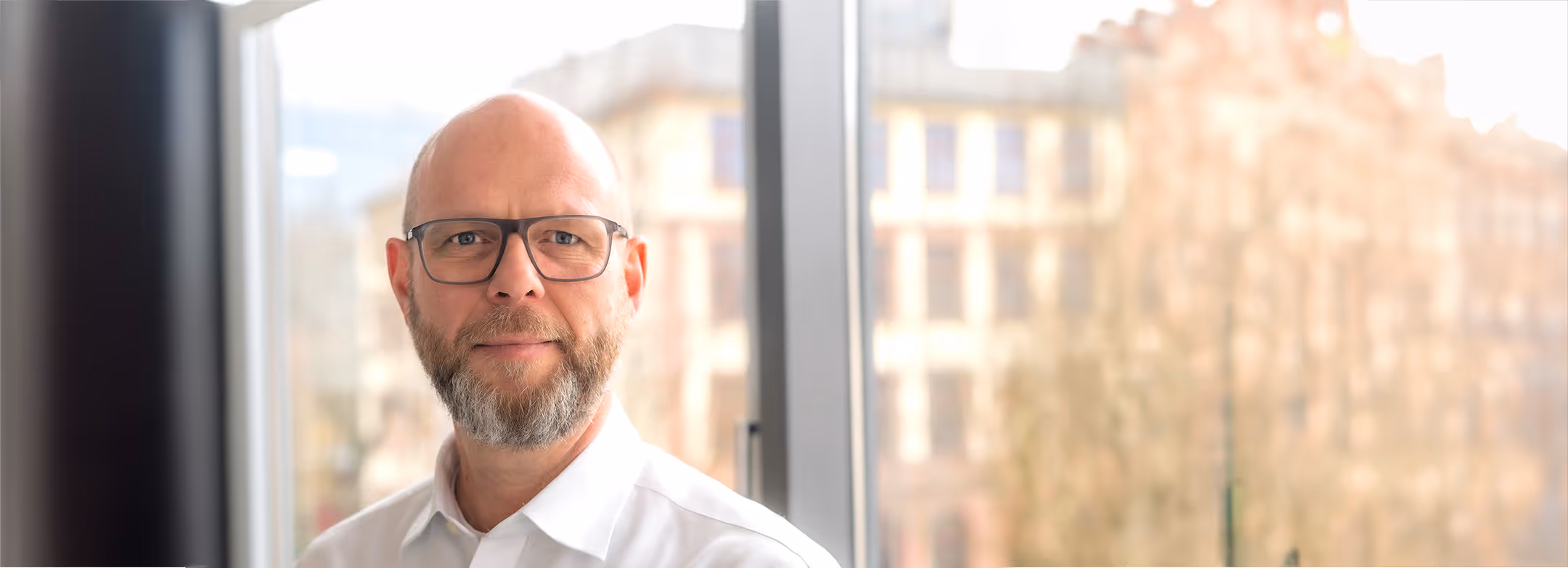 Porträtaufnahme von Thomas Rebel, Geschäftsführer HomeServe Gruppe
