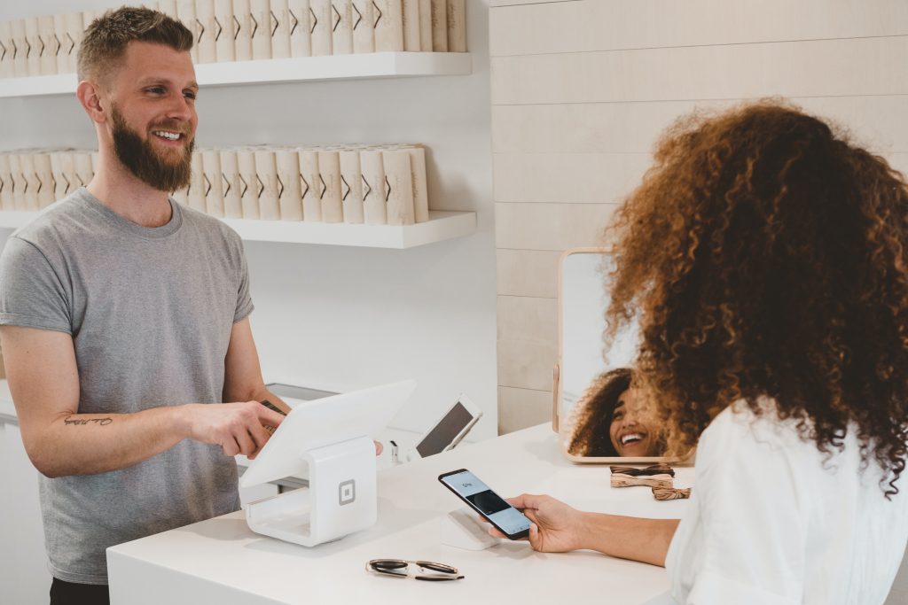 connaissance client retail et drive to store