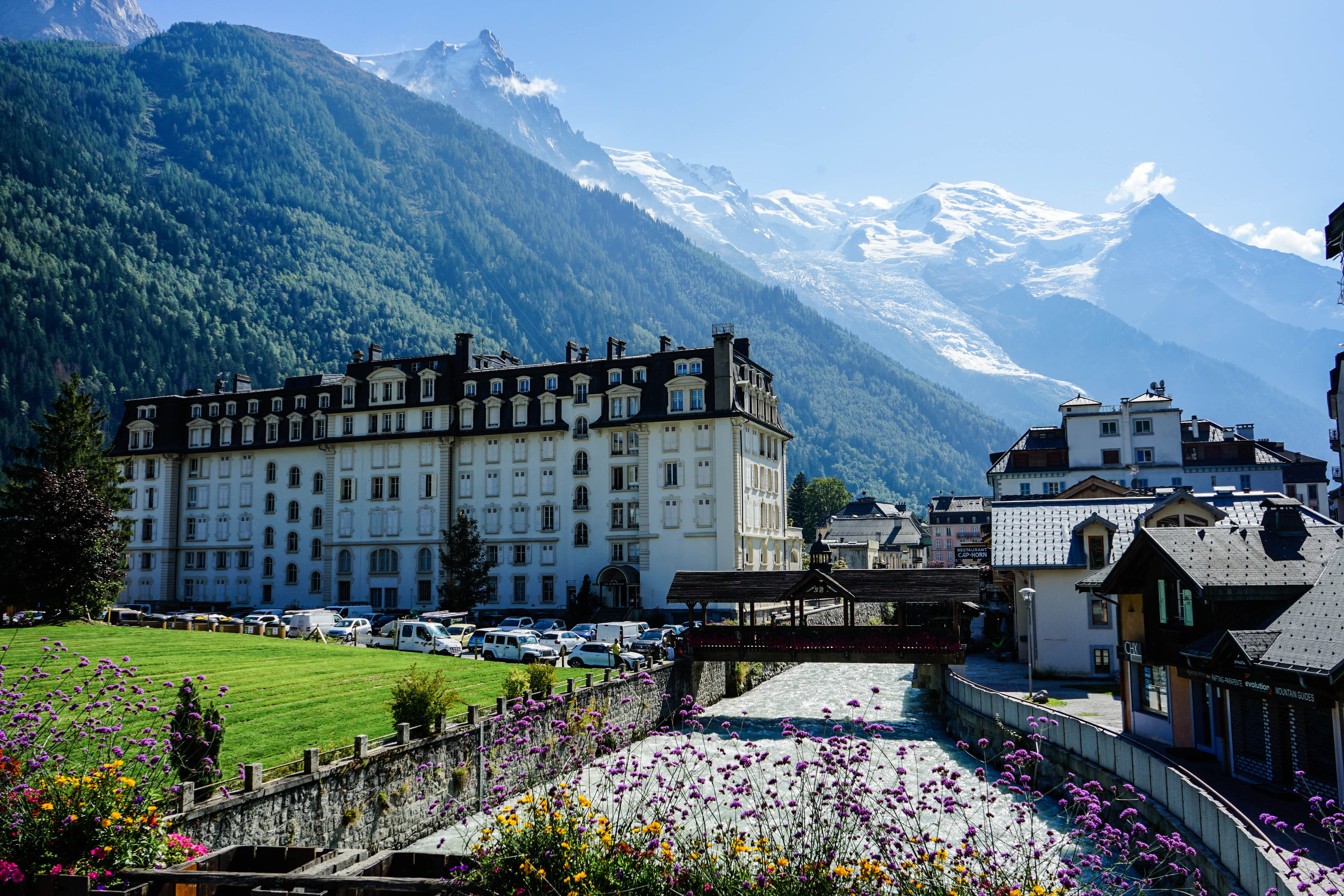 Chamonix Centre with a view of Mont Blanc behind