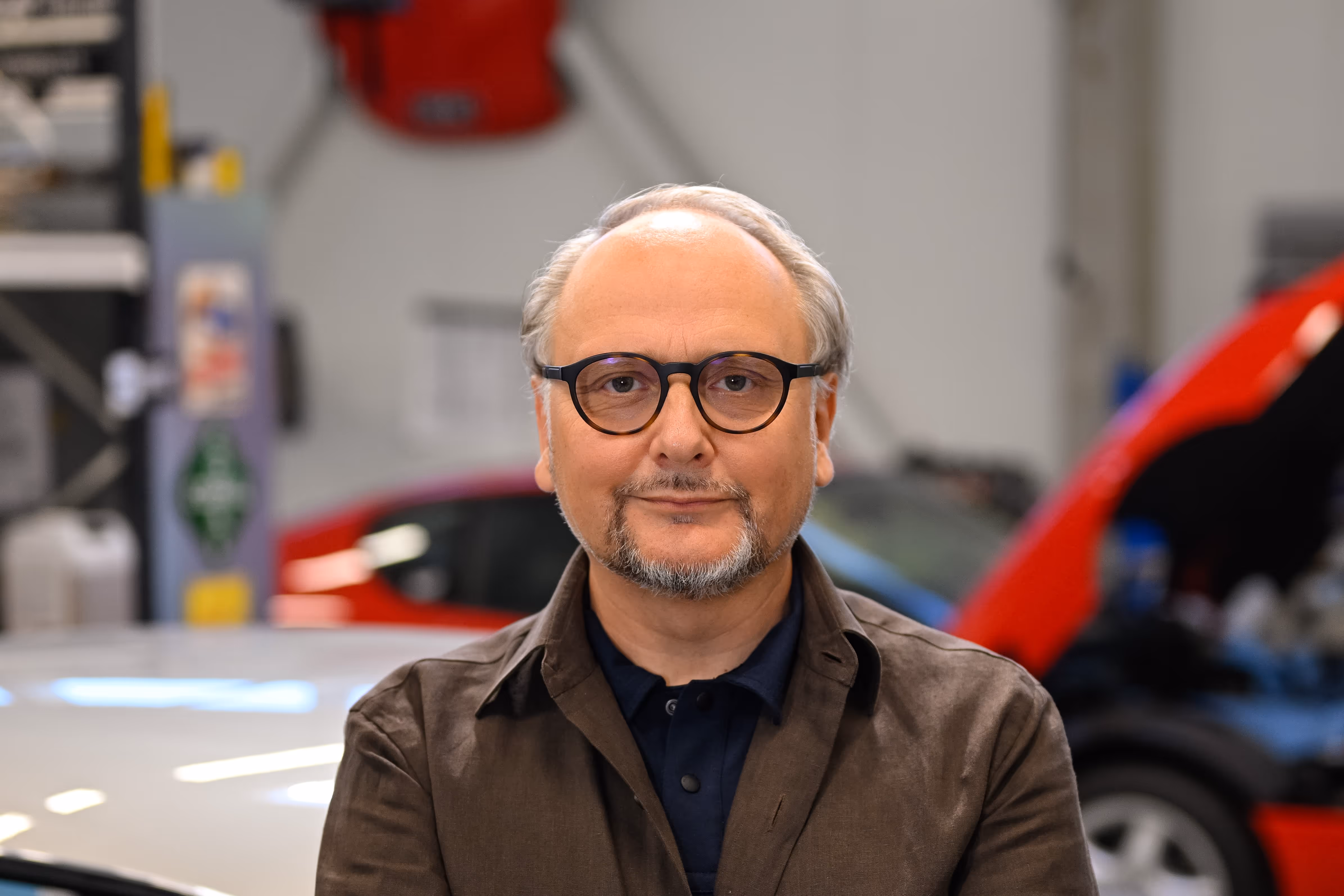 Portrait of Peeter Neil Sarevet in our team section of Benefit Auto Klassika.