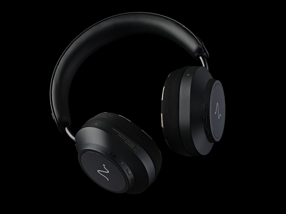 Neurable One headphones showing the buttons on the ear cups