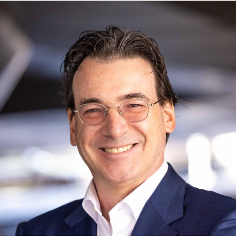 Dr. Luis Sentis