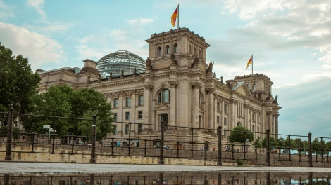 Politische Entwicklungen