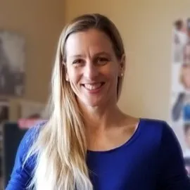 A photo of Natasha Golinsky for pastel feedback tool testimonial