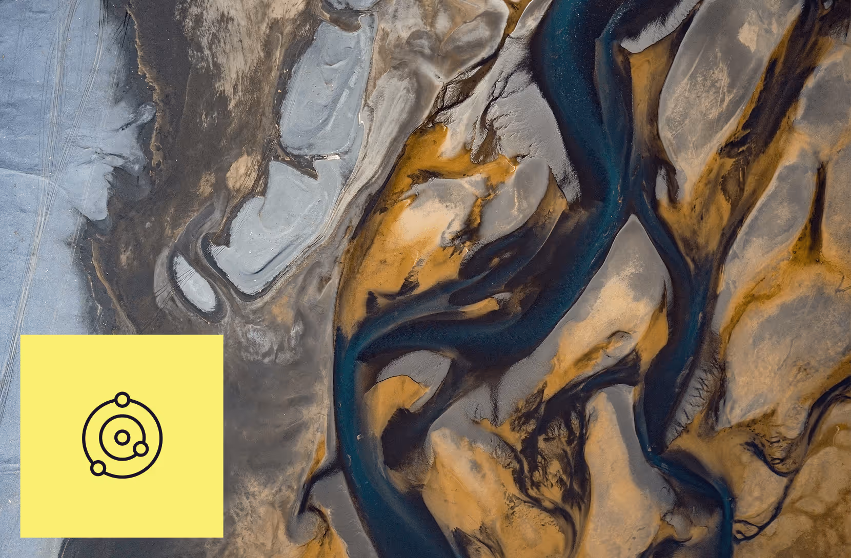 Aerial shot of landmass | Svarmi