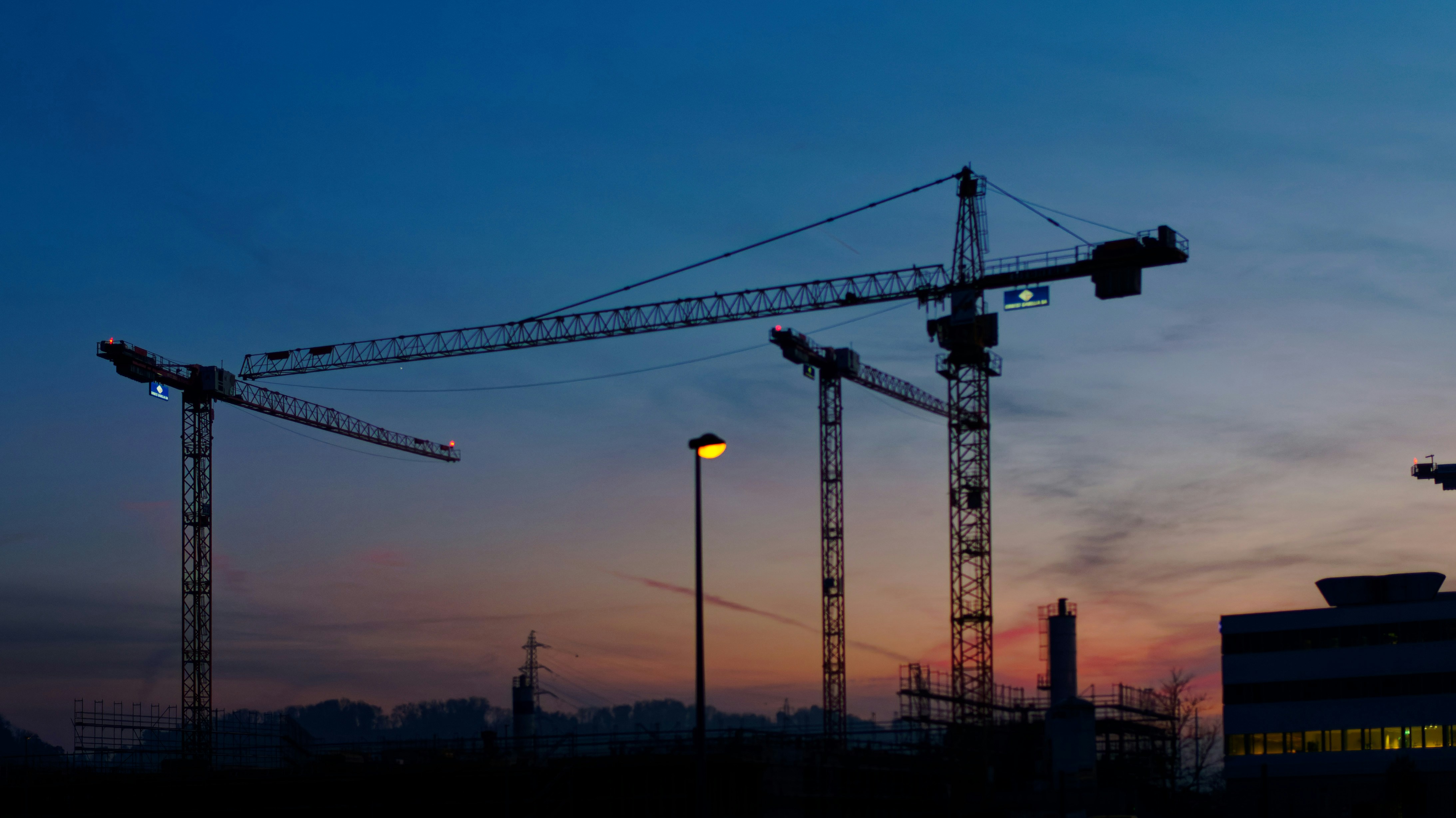 Emerging Distributed Generation Trends for EPC Firms