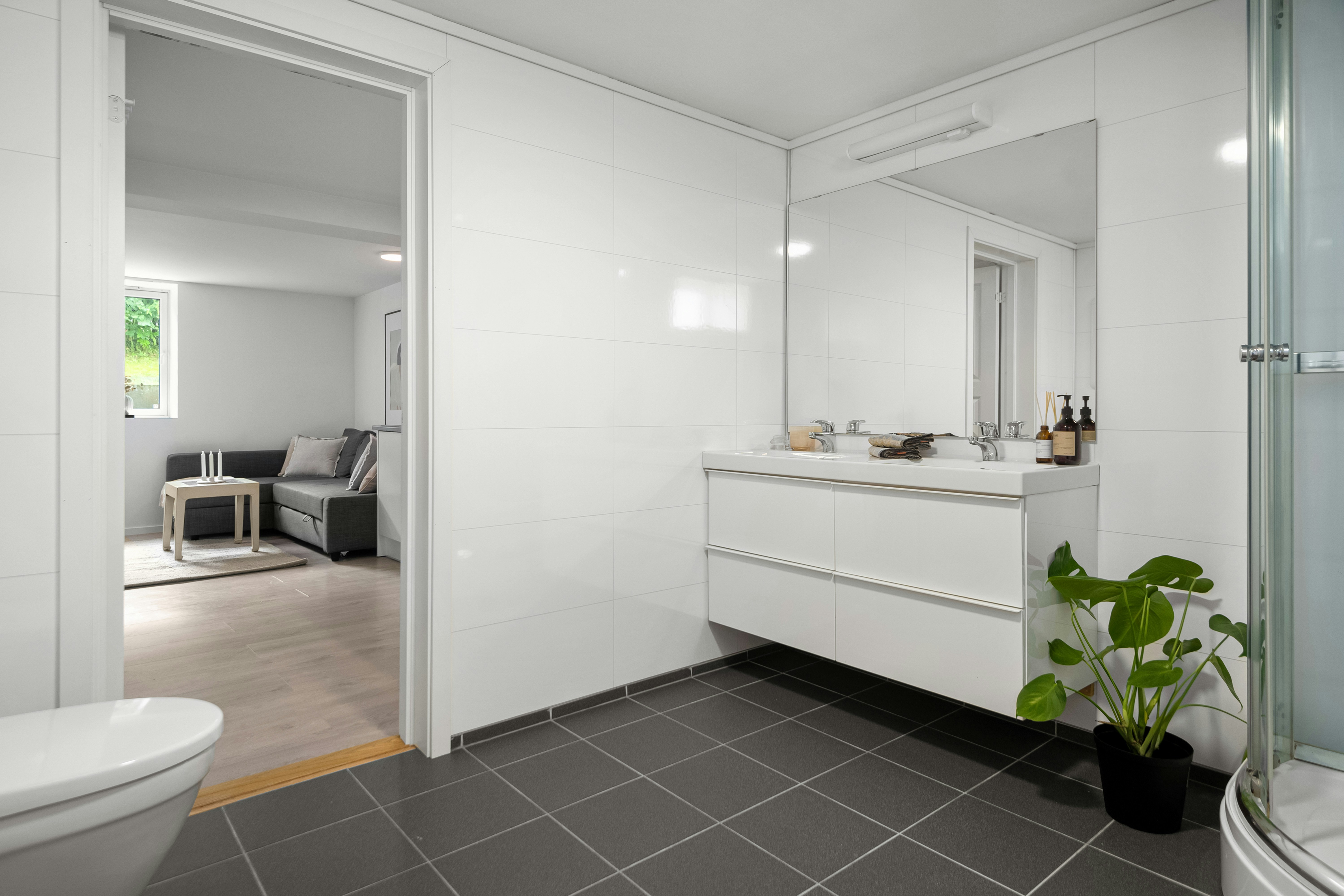 Modern and remodeled bathroom that was scrubbed and cleaned for our Park City Utah customer.
