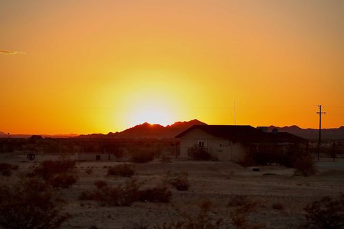 The Searchers: A Hunt for Freedom in America's Expansion