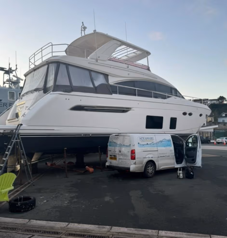 Aquamare team on site at the berth, ensuring attentive customer care