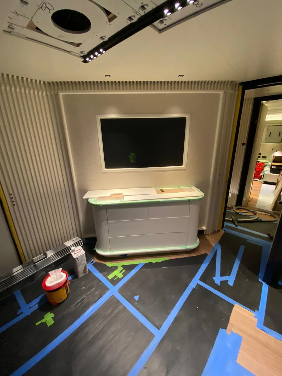 Fitted furniture and integrated TV provide guests with enhanced comfort
