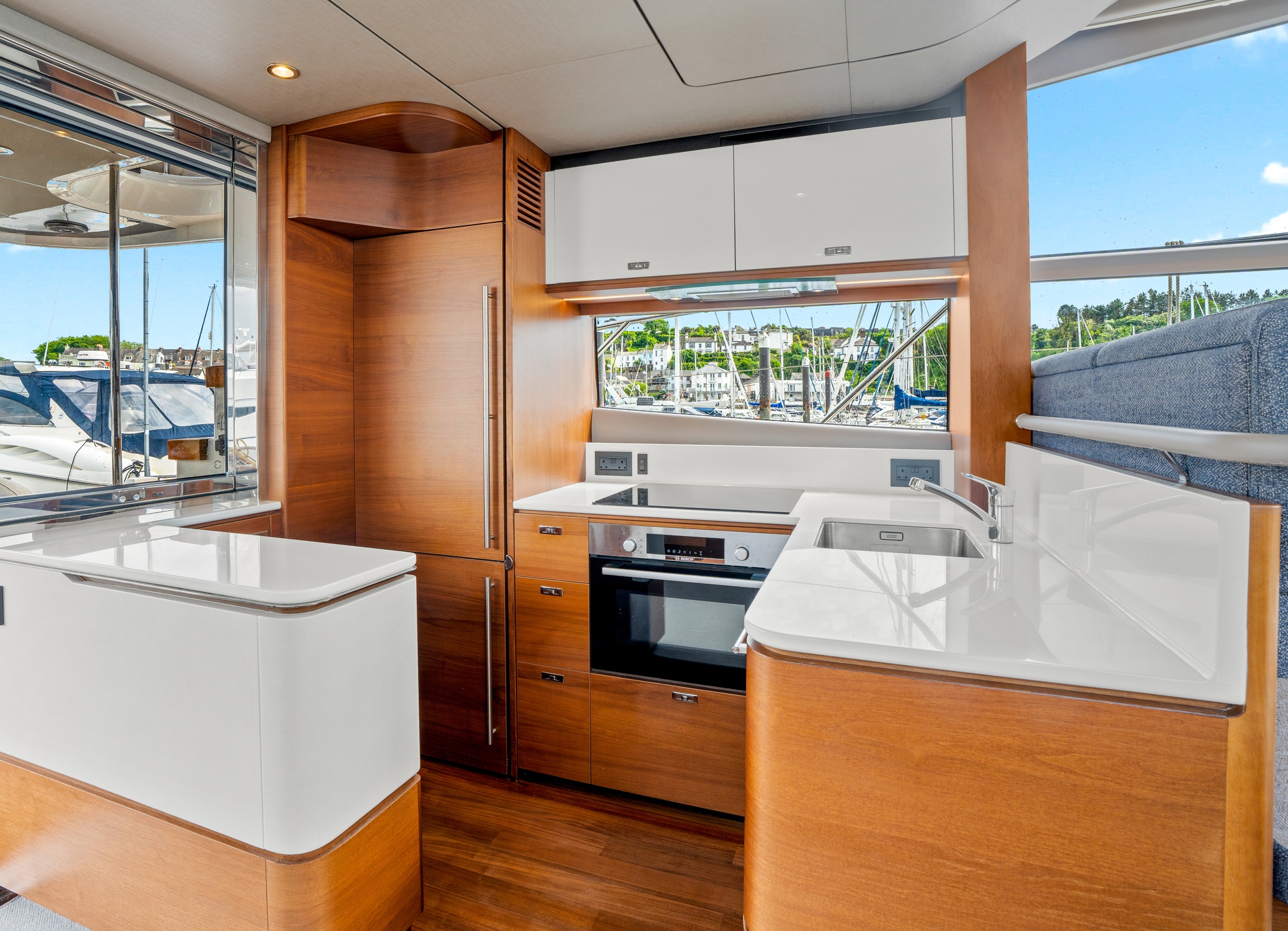Custom-fitted kitchen crafted precisely to the client’s specifications