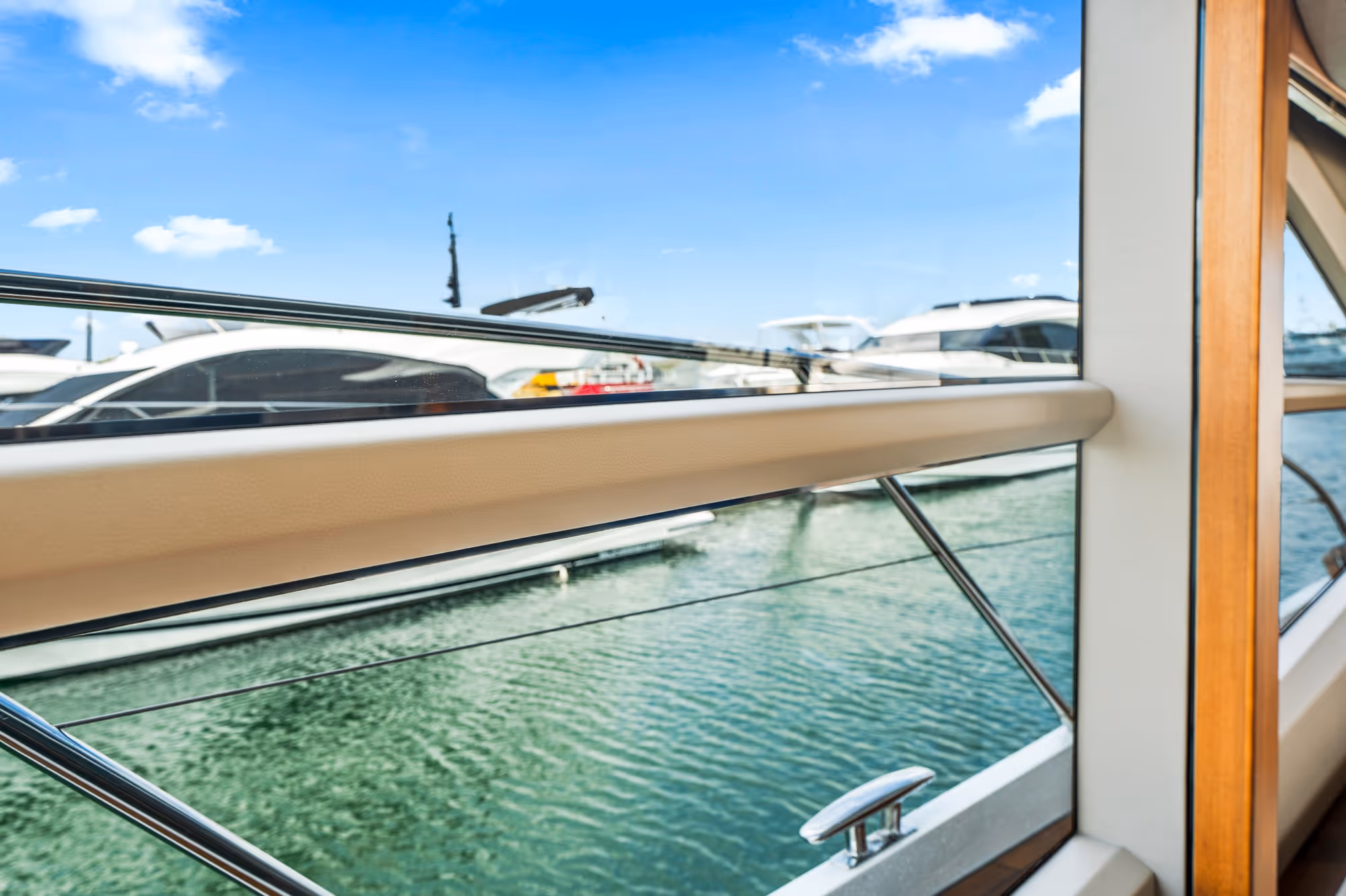 Close-up of unique textures and details, handpicked by the client and flawlessly fitted by Aquamare