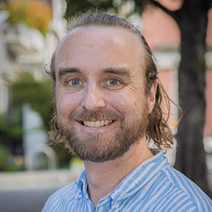 A headshot image of Dr Robert Hortle