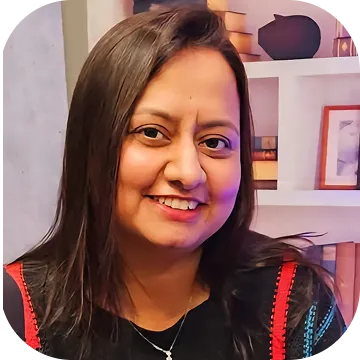 Image of a student - Jevinn - reviewing Sherpal app