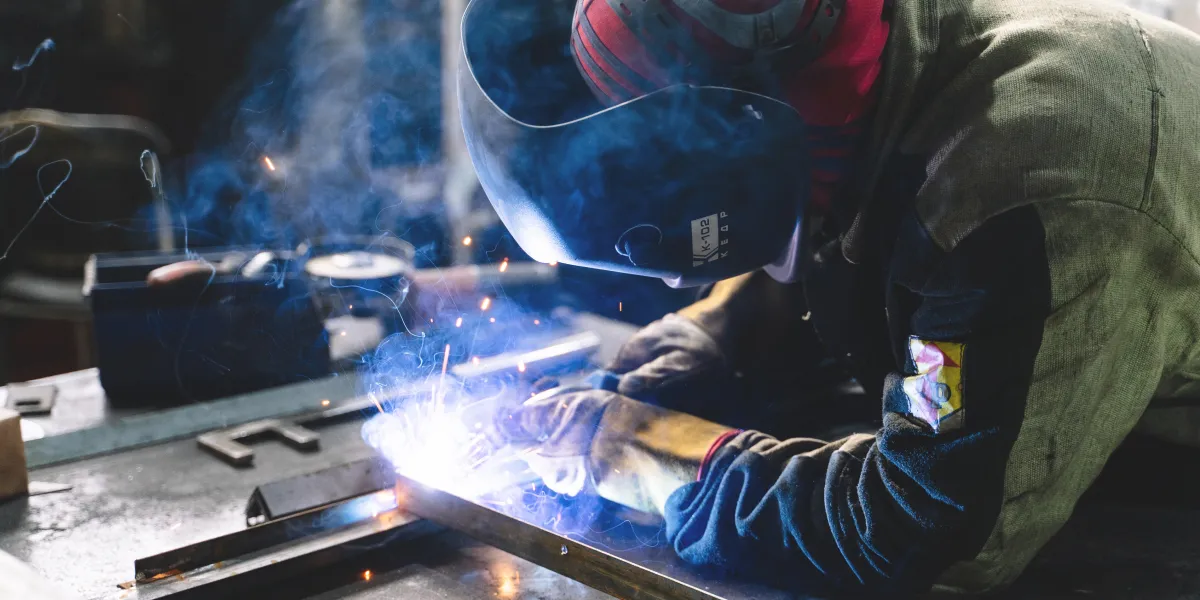 Welder grinding panel