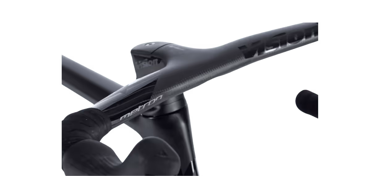 Whistle Bikes road bike Metron 5D EVO integrated carbon handlebar with aerodynamic innovation and precision design