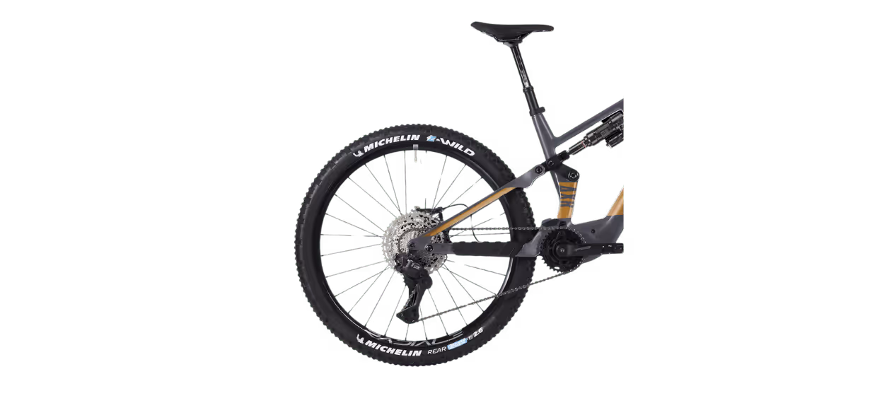 Whistle Bikes e-MTB mountain bike handlebar with integrated Bluetooth controls, precision engineering and innovative performance design