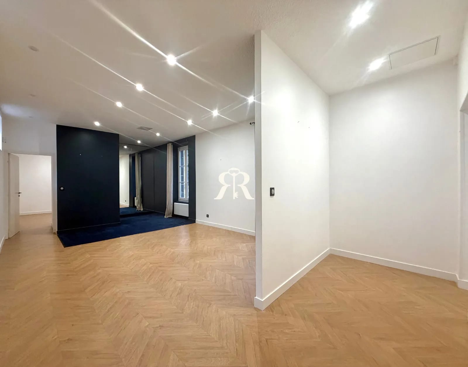 Local Professionnel à Clermont ferrand - Ref G2025-32