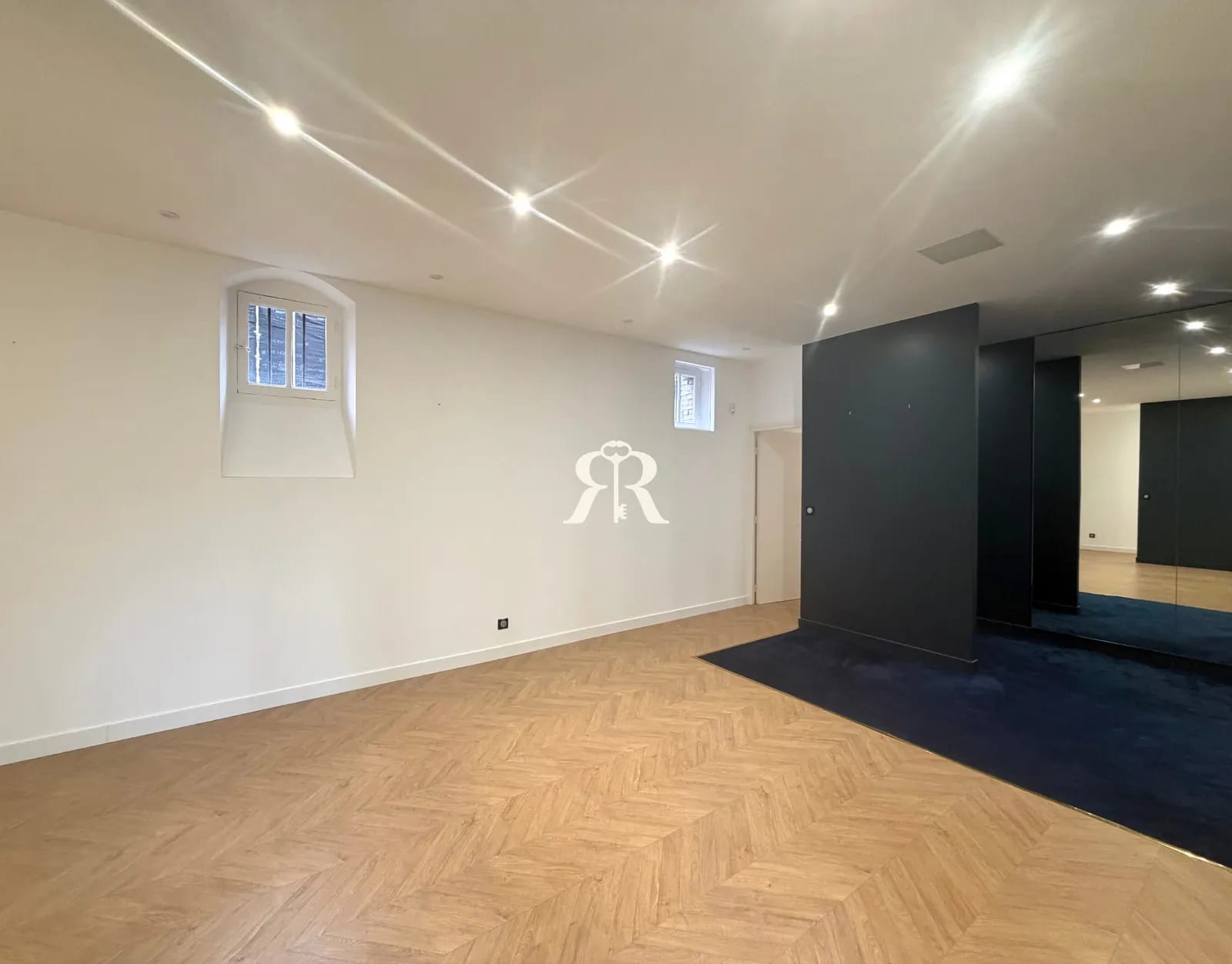 Local Professionnel à Clermont ferrand - Ref G2025-32