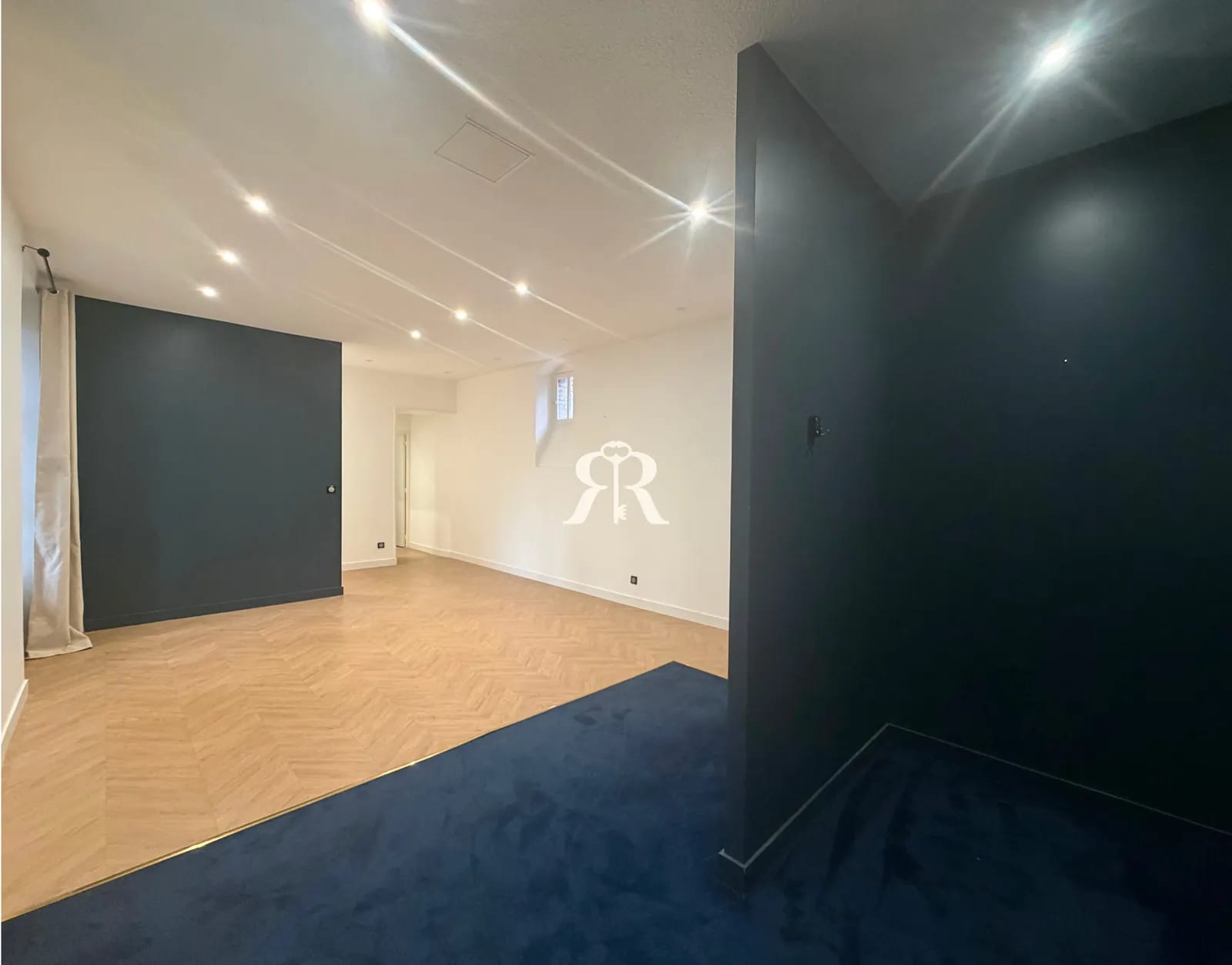 Local Professionnel à Clermont ferrand - Ref G2025-32