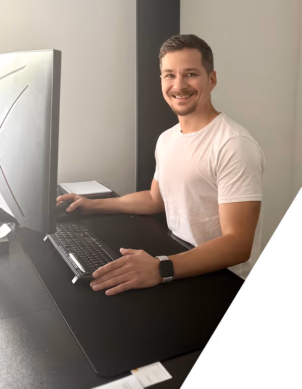 eishockey-onlineshop.de Leiter Leo Bleicher - Teammitglied Top on Ice