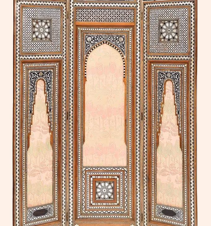 أعمال درّازة دمشقية ونجارة داخلية من Century Decor
