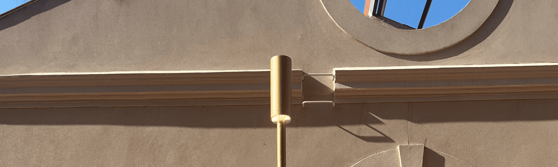 ROS NISHA LRA-5102 minimalist outdoor luminaire with cylindrical cap