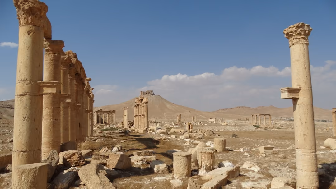 أعلن وزير السياحة السوري عن خطة لإعادة تفعيل المنشآت المتوقفة منذ عام 2006