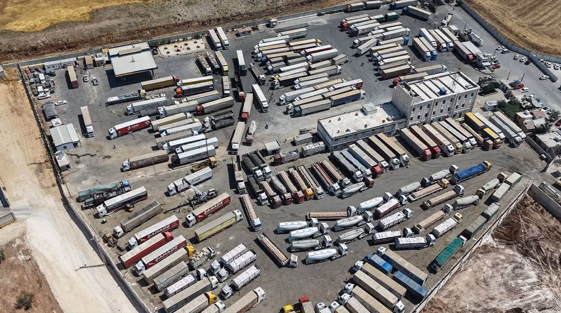 Syria as a Transit Corridor: Turkish-Syrian Trade Reaches 3.75 Billion Dollars