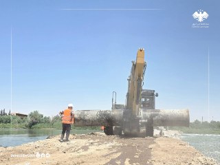 Deir ez-Zor Reinforces Earthen Bridge as Precaution After Euphrates Water Level Rise