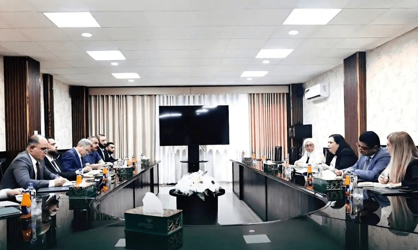 Public Works Ministry, UNOPS Discuss Housing Projects and Rehabilitation of 300 Schools