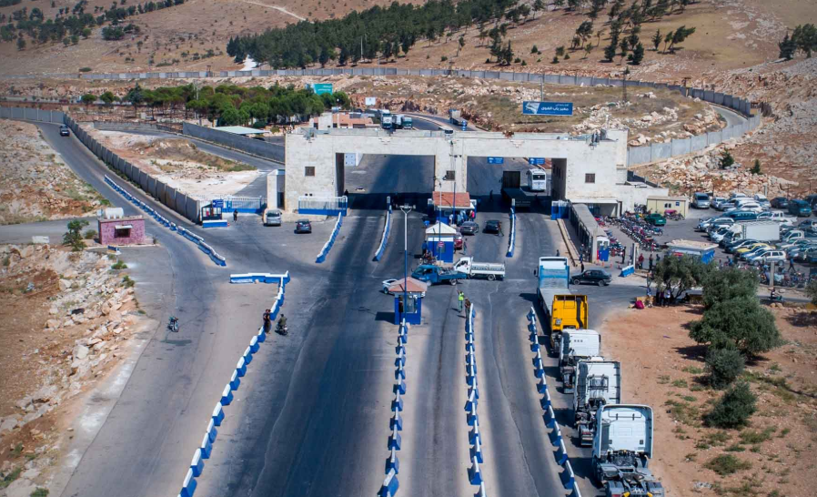 Idlib Governor, Customs Authority Head Inspect Expansion Works at Bab al-Hawa Crossing